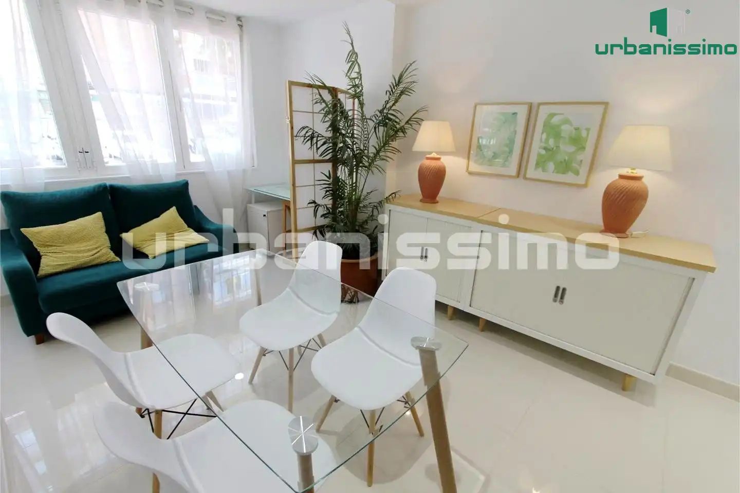 Living room of Apartments for rent in Madrid  with Air Conditioner, Heating and Furnished