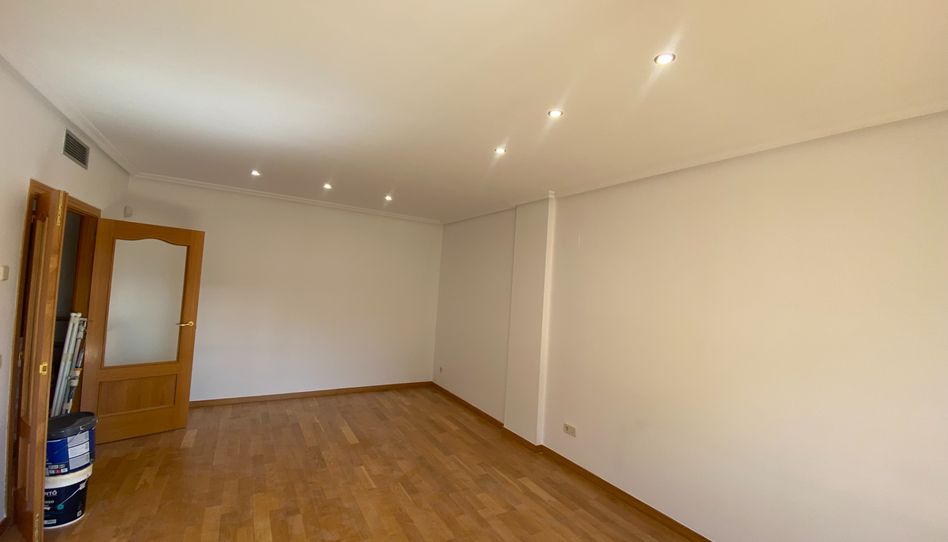 Piso de alquiler en Calle Alejandro de la Sota, 2, Sector B - Imagen 3