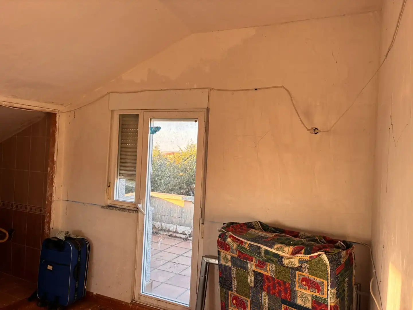 Dormitori de Casa o xalet en venda en Calvarrasa de Arriba amb Calefacció i Terrassa