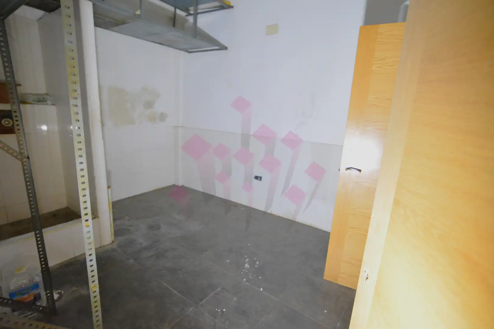 Local comercial en venta en Calle Montesa 4, imagen 12