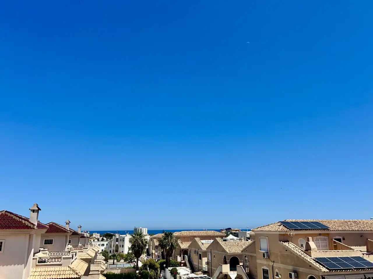 Vista exterior de Ático en venta en Orihuela con Aire acondicionado, Terraza y Trastero