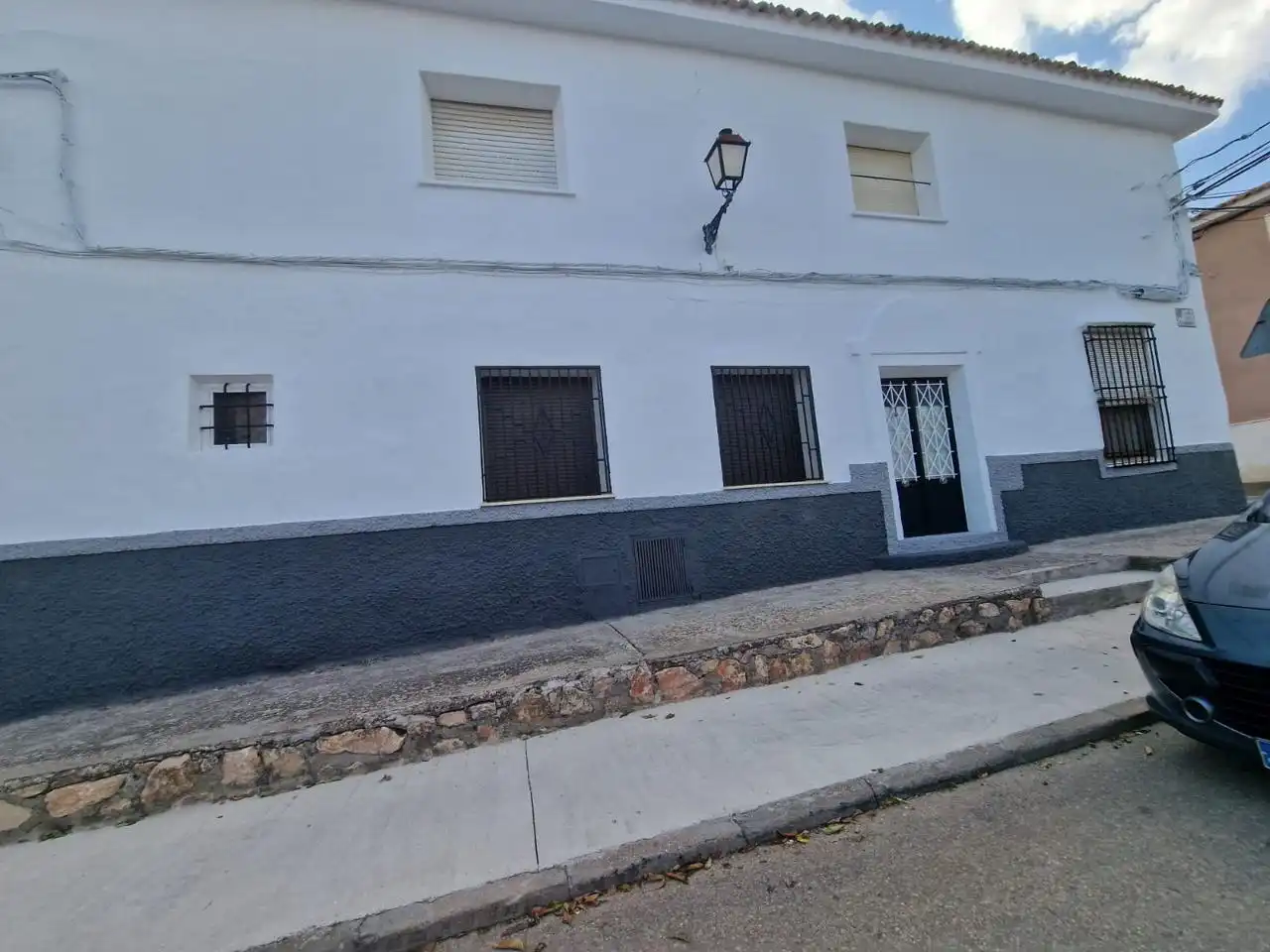 Außenansicht von Country house zum Verkauf in Pozorrubio de Santiago mit Heizung