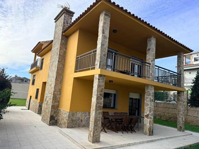 Casa-chalet en Venta en  MONTALVO-ARRA, 85 en Arra