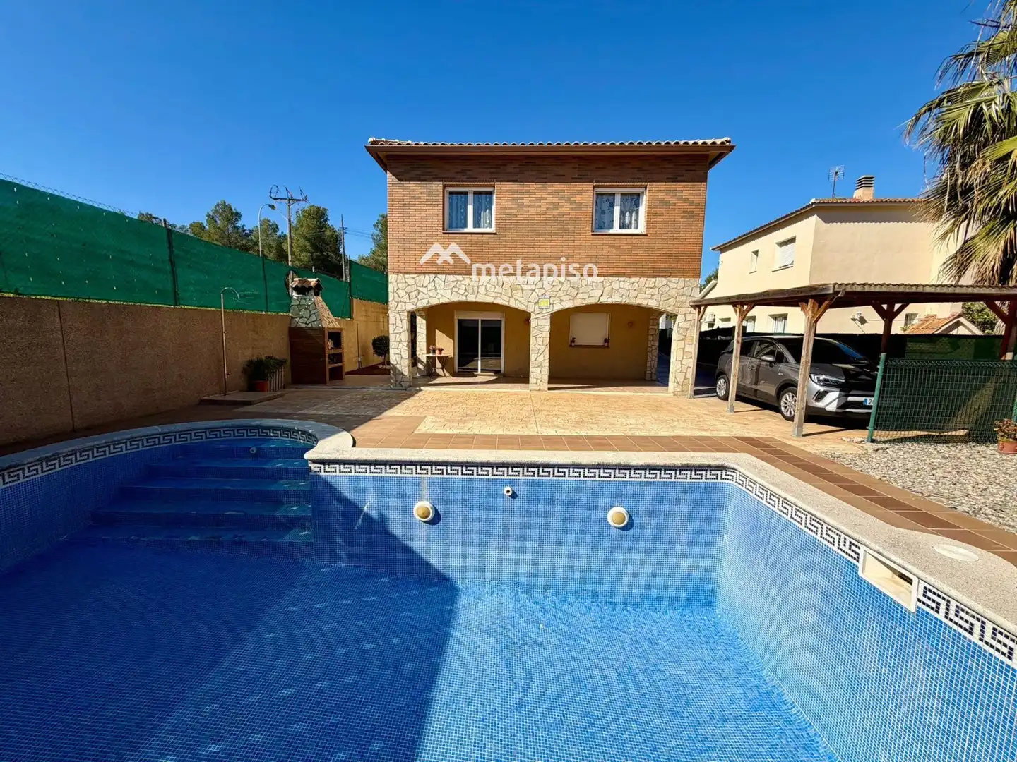 Vista exterior de Casa o xalet en venda en El Vendrell amb Aire condicionat, Calefacció i Piscina