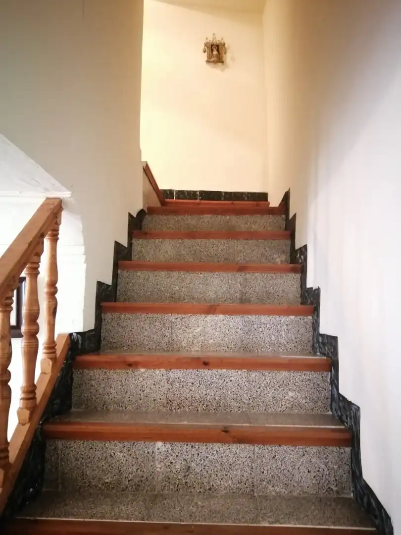 Country homes for sale in Iznájar