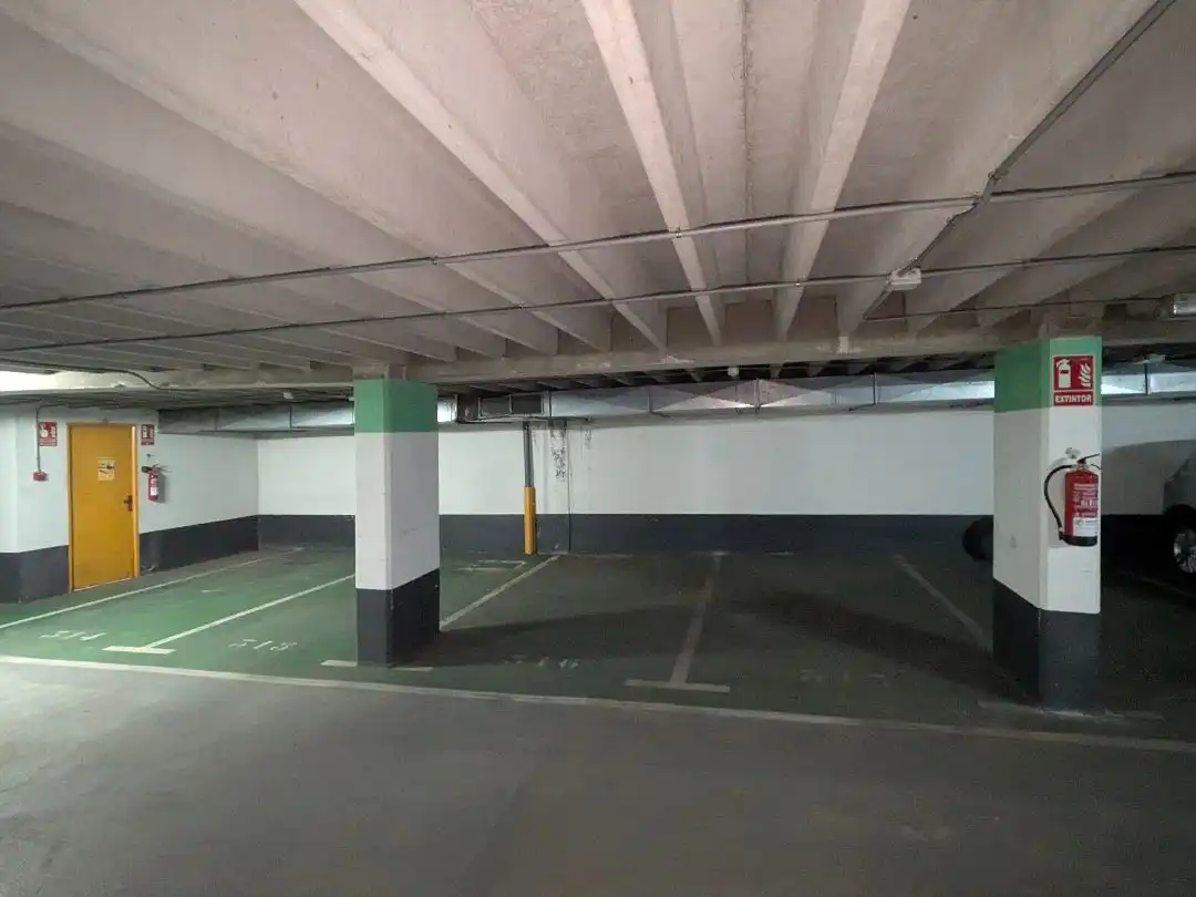 Parking de Garaje de alquiler en Burgos Capital