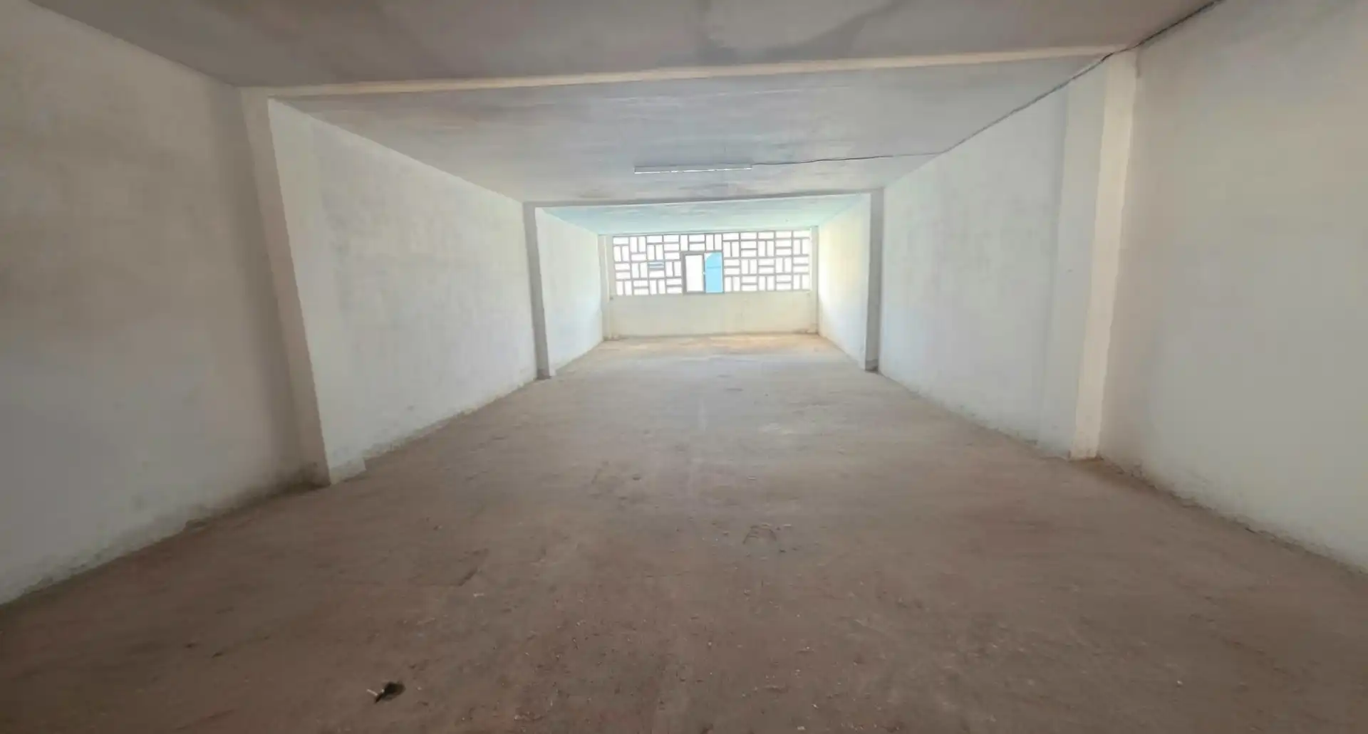 Storage room for sale in Albaida, Valencia