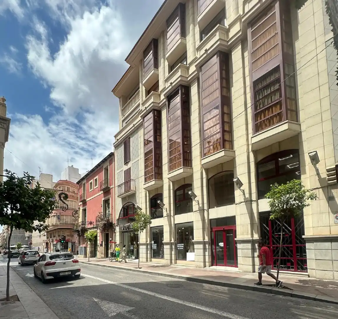 Gewerbefläche zum Verkauf in Carrer Pont dels Ortissos 9, imagen 5
