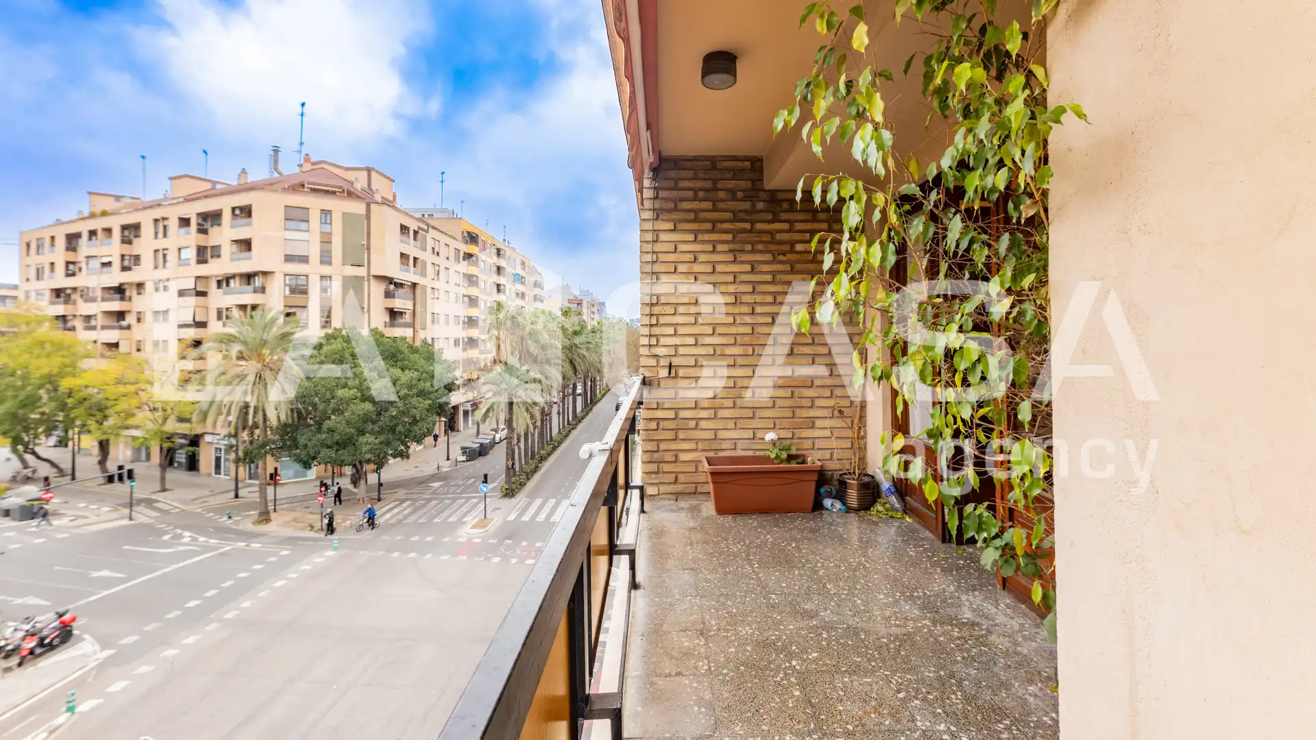 Terraza de Piso en venta en  Valencia Capital con Balcón