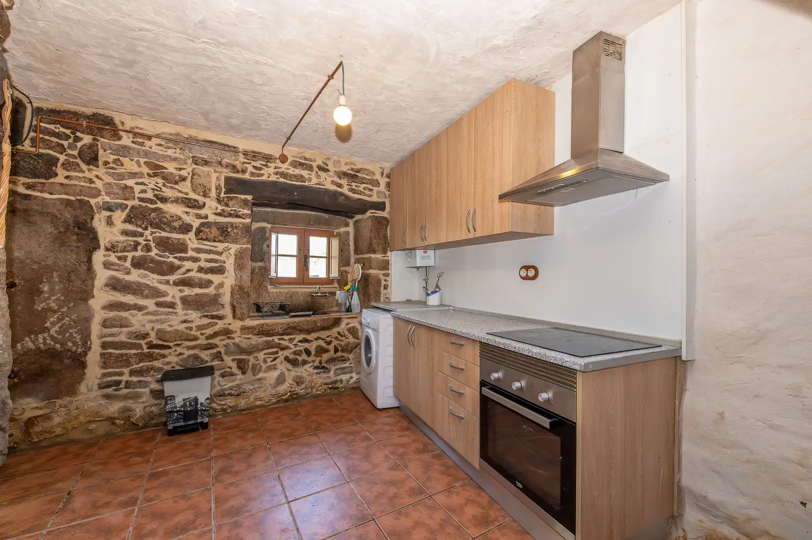 Cocina de Finca rústica en venta en Guitiriz con Amueblado