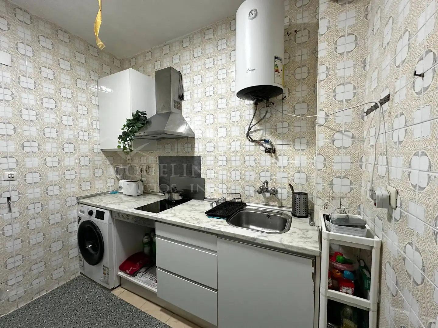 Kitchen of Flat for sale in Pantoja  with Furnished