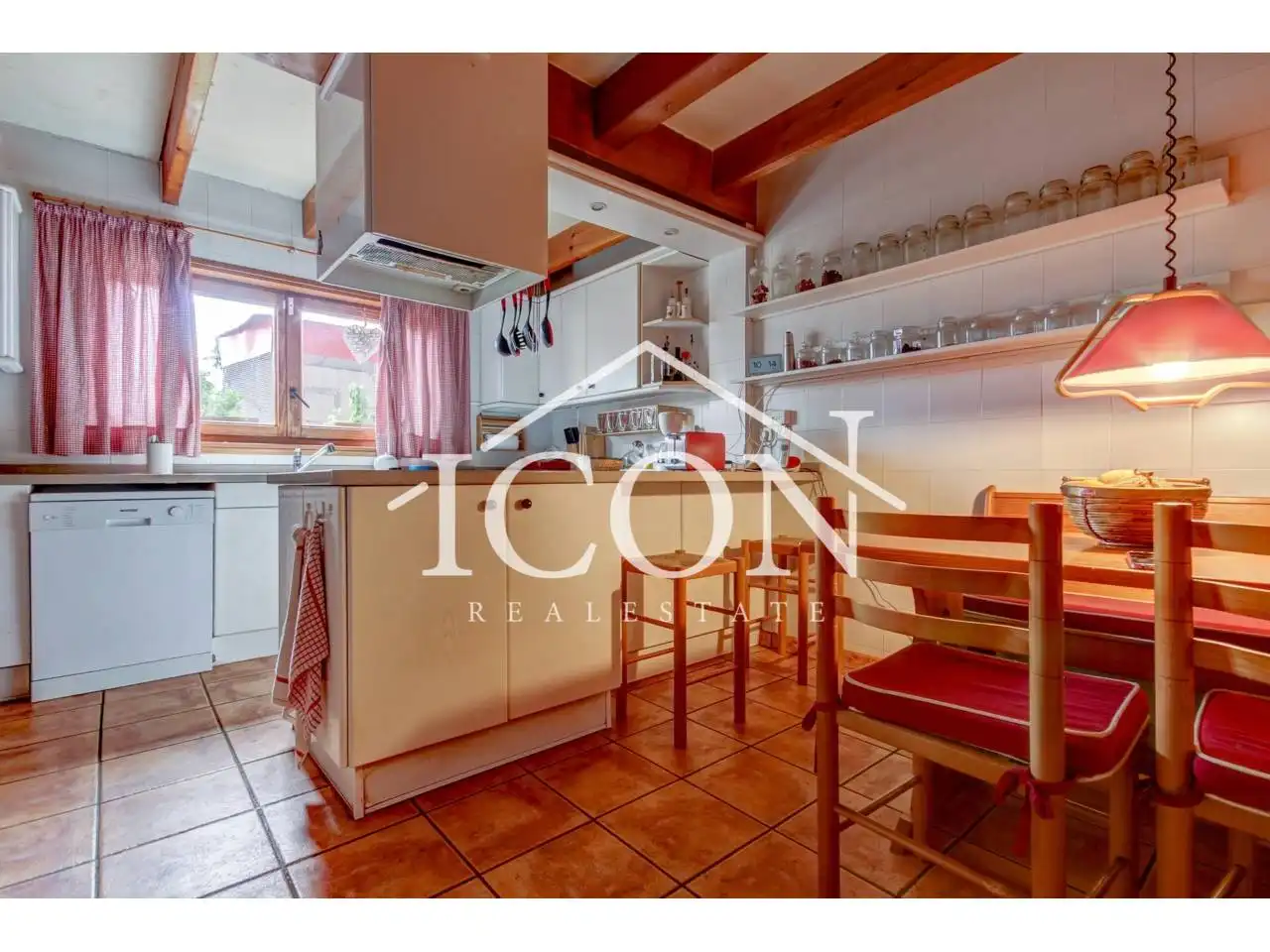Cocina de Casa o chalet en venta en Gavà con Aire acondicionado, Jardín privado y Parquet