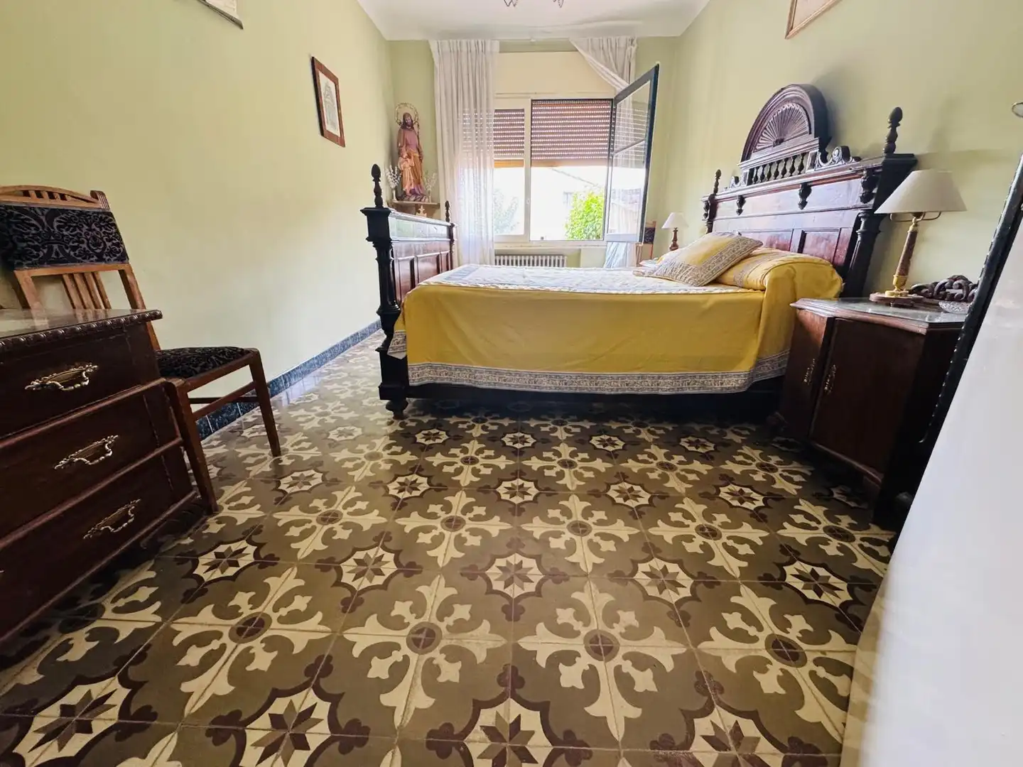 Habitación de Casa o chalet en venta en Mallén con Calefacción, Jardín privado y Trastero