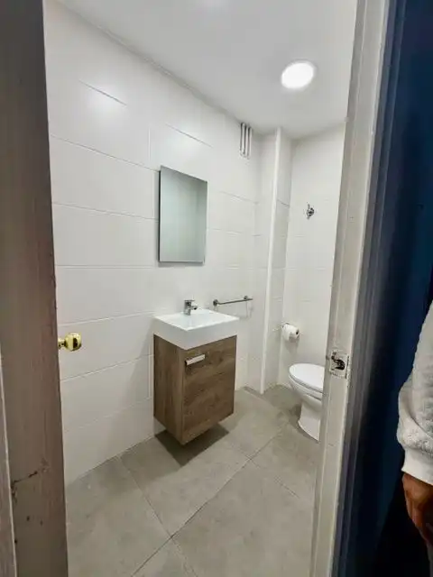 Badezimmer von Geschaftsraum zur Miete in L'Hospitalet de Llobregat mit Klimaanlage