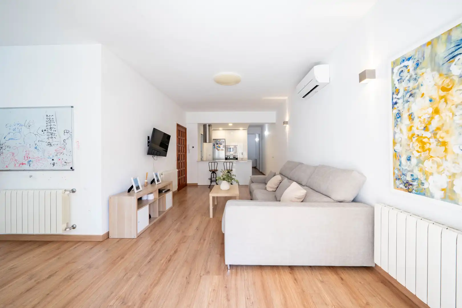 Living room of Flat for rent in  Palma de Mallorca  with Air Conditioner, Heating and Terrace