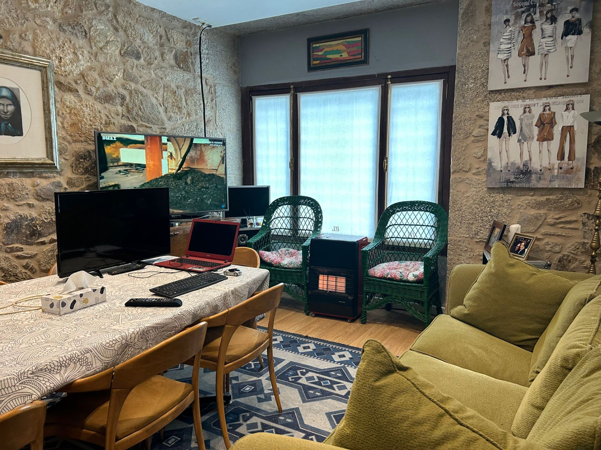 Sala d'estar de Pis en venda en Santiago de Compostela 