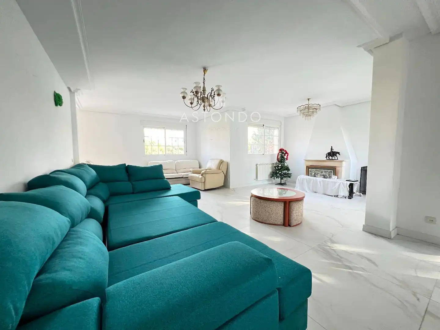 Sala de estar de Casa o chalet de alquiler en Ciudalcampo con Calefacción, Jardín privado y Terraza
