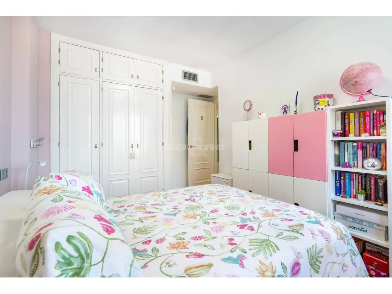 Ático en venta en Avenida Del Mediterráneo, Nueva Andalucía