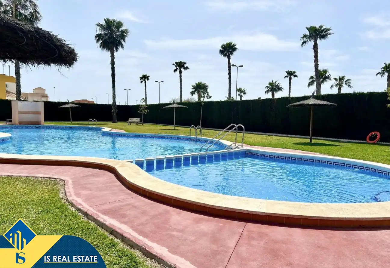 Bungalow amb piscina en venda a Zona Carrefour - Urbanizaciones, imagen 30