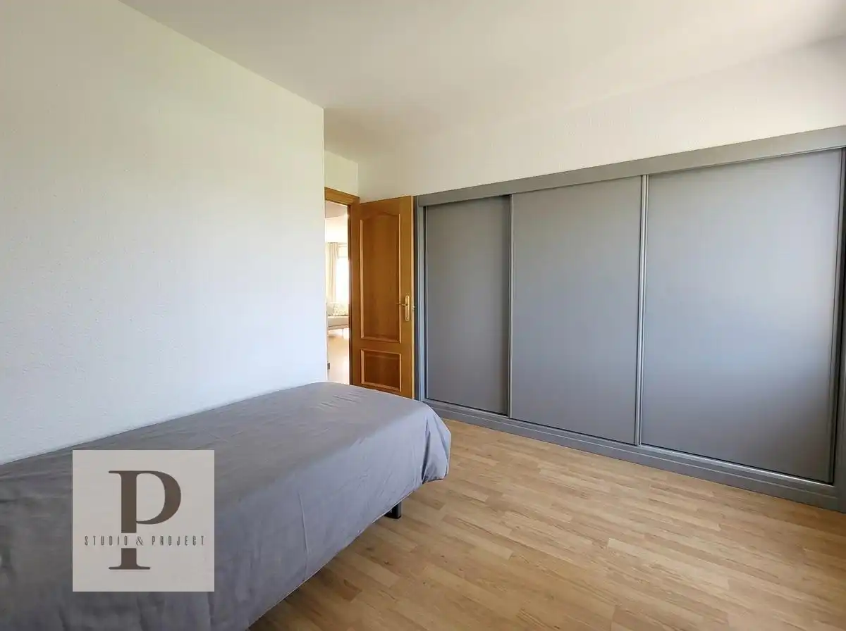 Habitación de Piso en venta en Torremolinos con Calefacción, Terraza y Amueblado