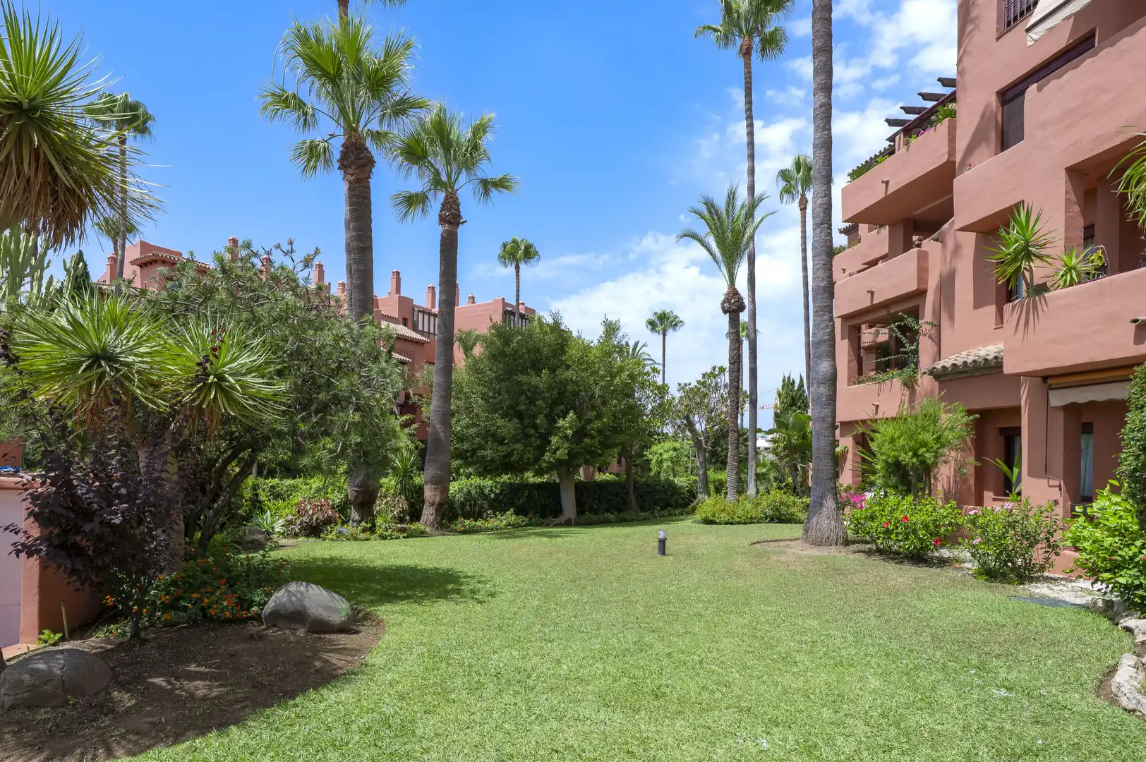 Jardí de Àtic en venda en Marbella amb Aire condicionat, Terrassa i Traster