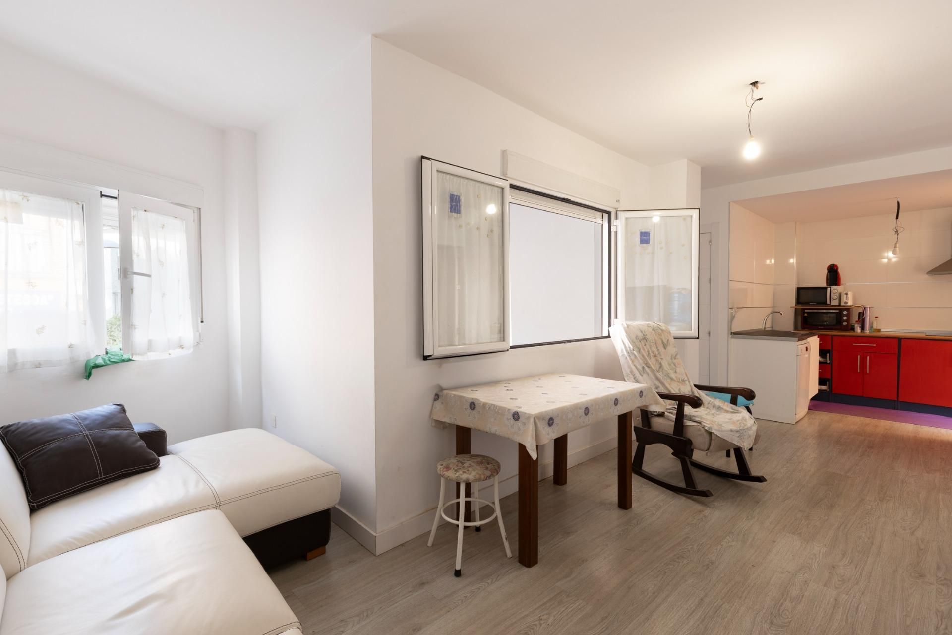 Living room of Flat for sale in Armilla  with Terrace and Balcony