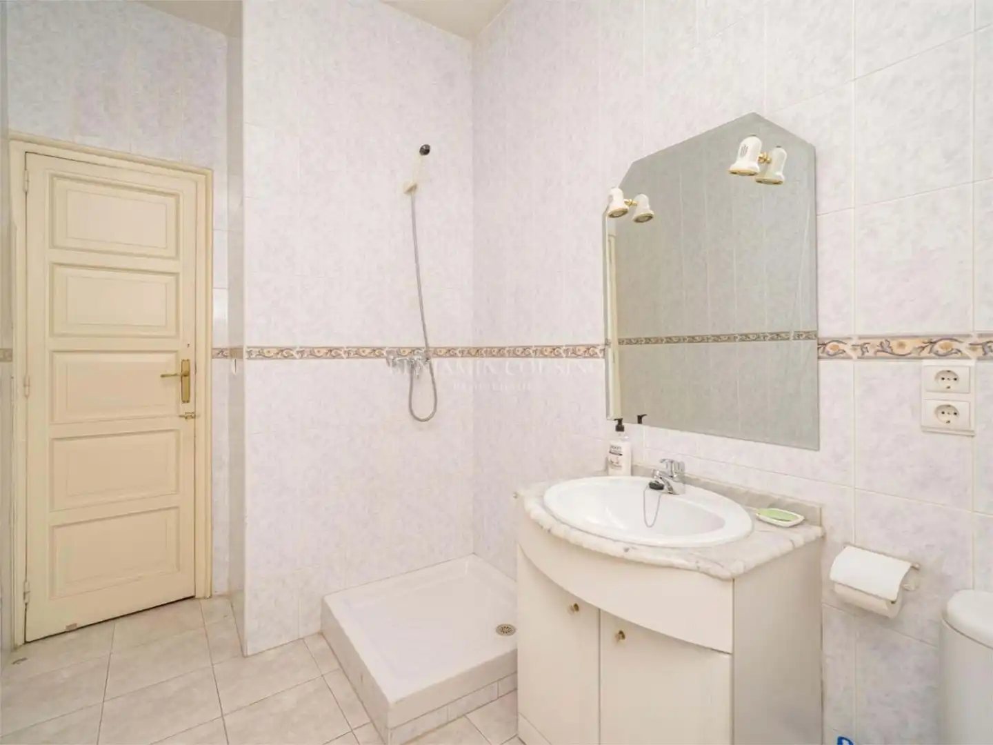Baño de Piso en venta en Madrid con Balcón
