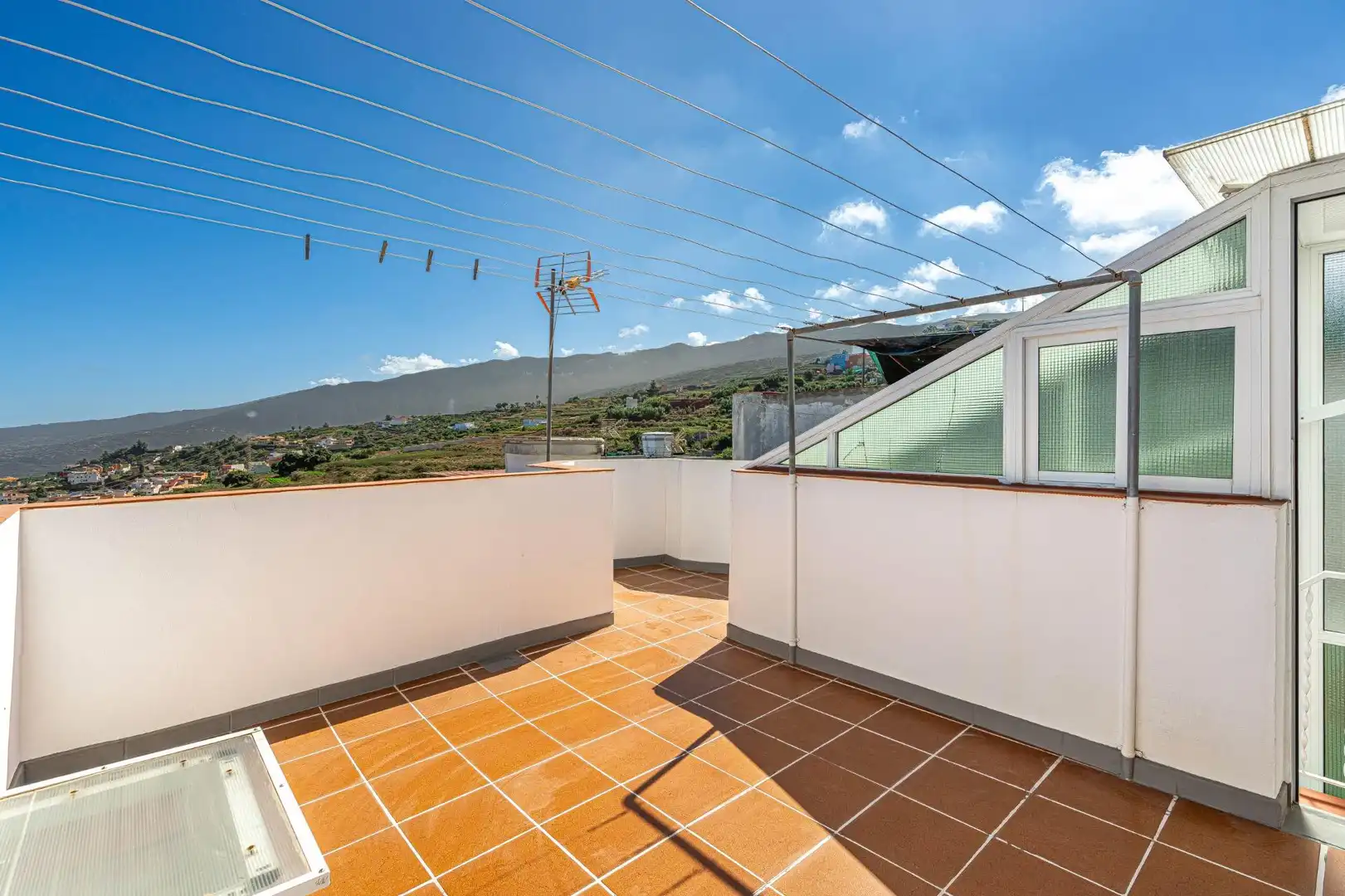 Terrasse von Einfamilien-Reihenhaus zur Miete in Los Realejos pueblo