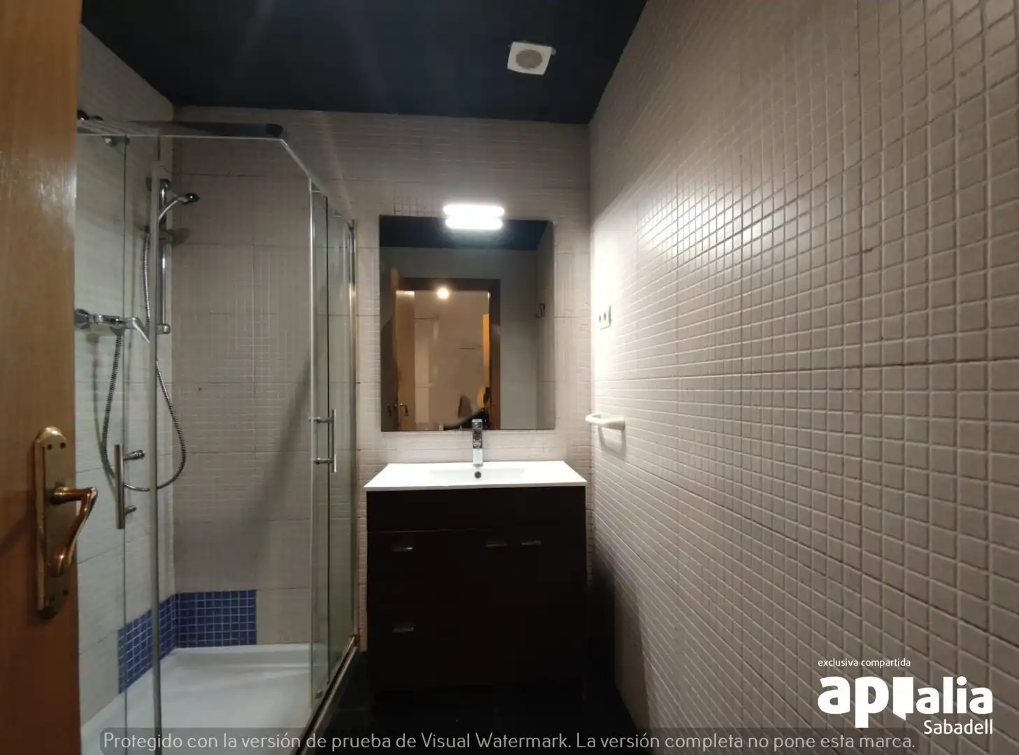 Bany de Casa o xalet en venda en Sabadell amb Calefacció, Terrassa i Balcó