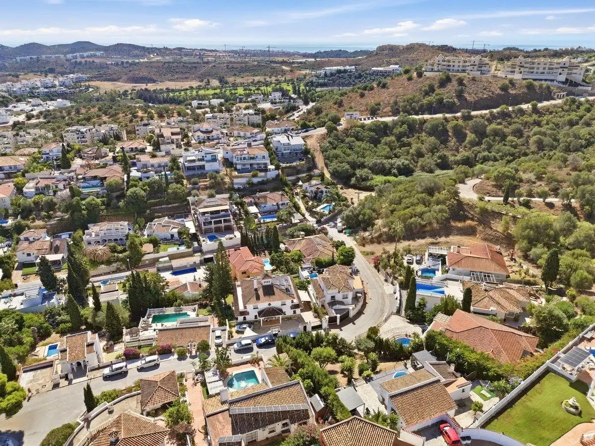Detached house with pool for sale in Cerros del Aguila, imagen 39