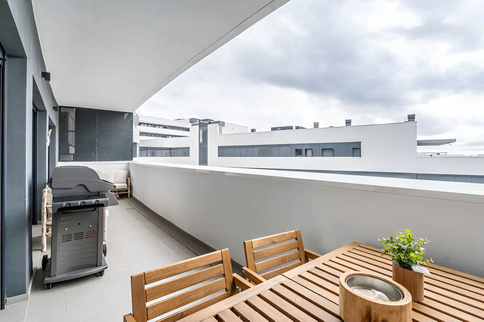 Apartment with pool for sale in Estepona Pueblo, imagen 2