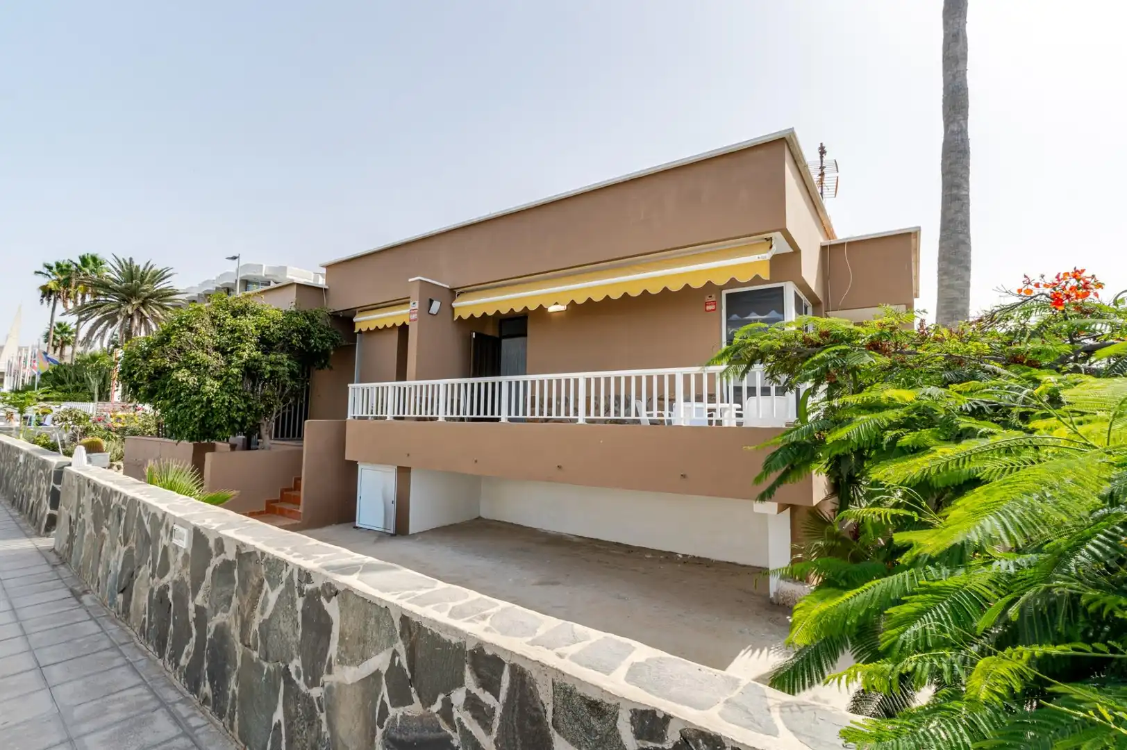 Vista exterior de Apartament de lloguer en San Bartolomé de Tirajana amb Terrassa