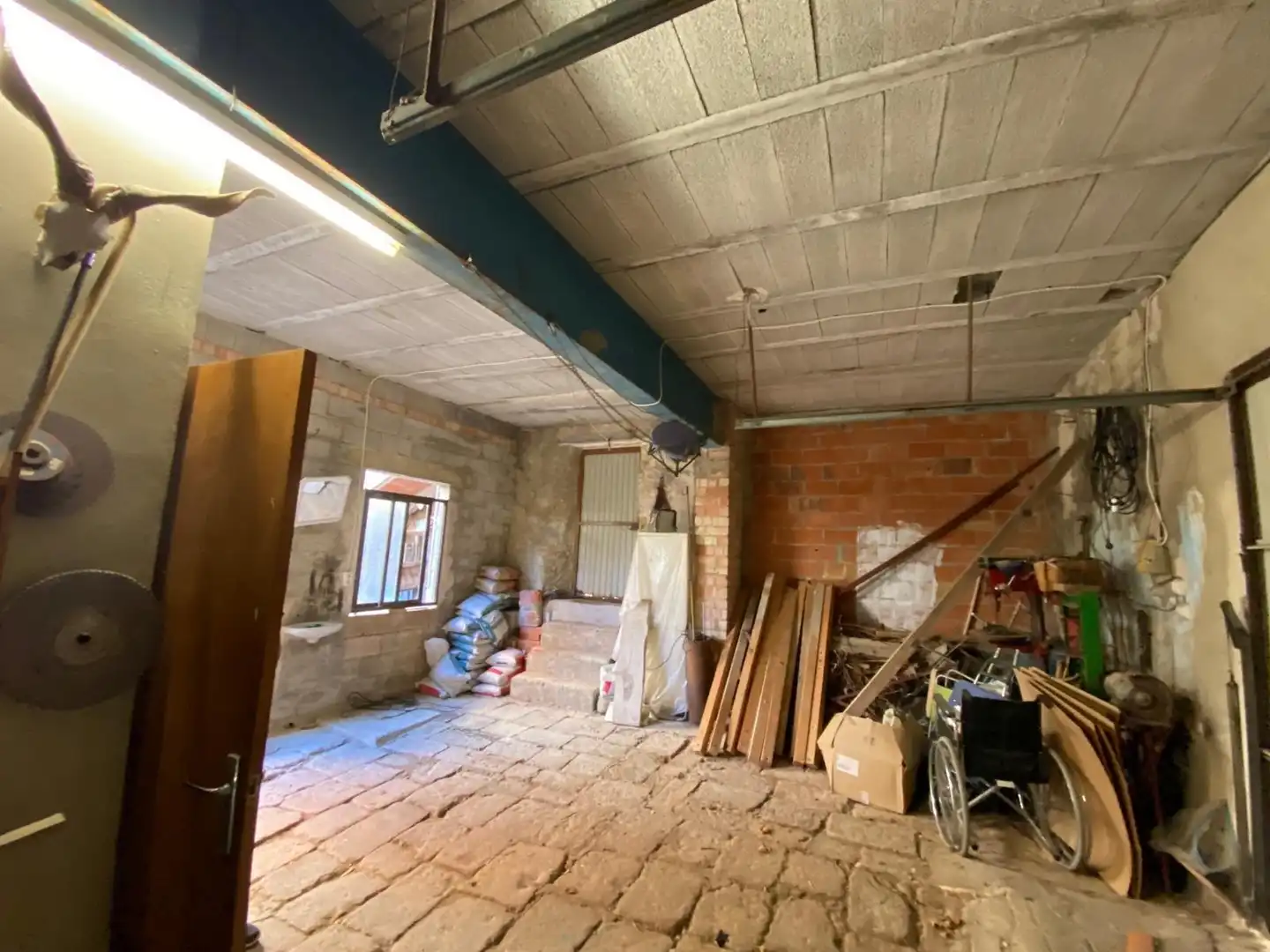 Country homes for sale in Montesa