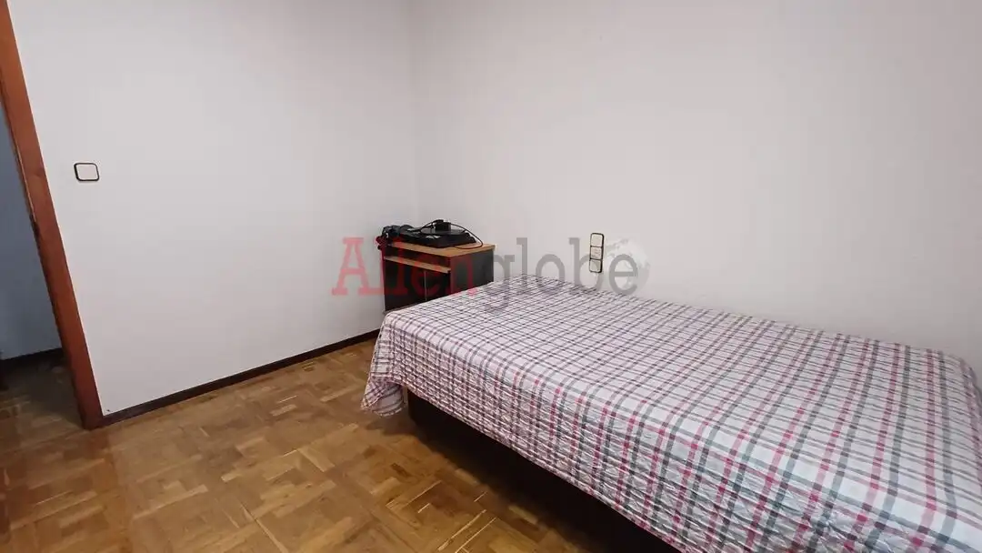 Pis de lloguer a Salesas - Foncalada - Campoamor