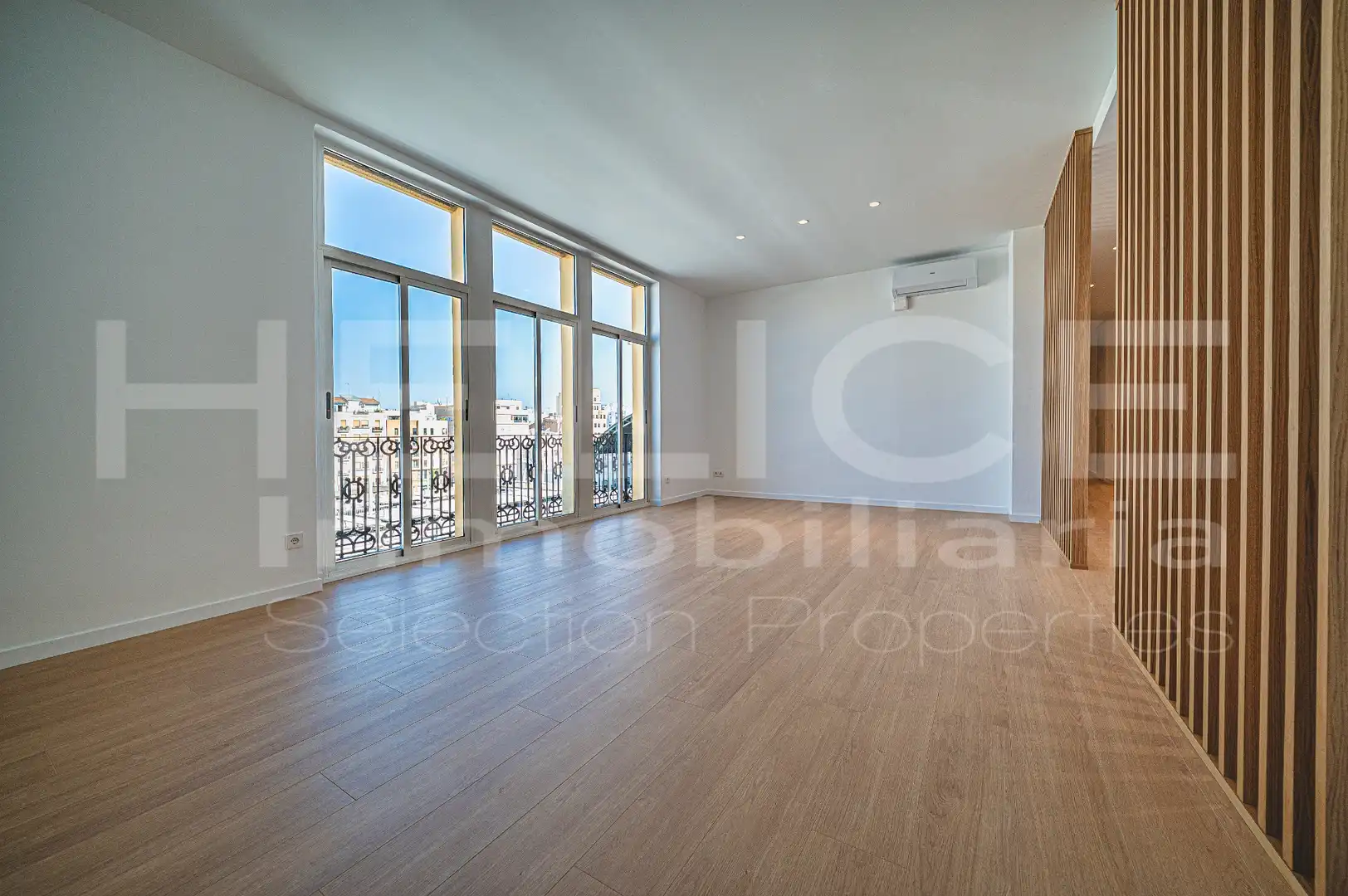 Flat with lift to rent in Carrer d'Alacant 21