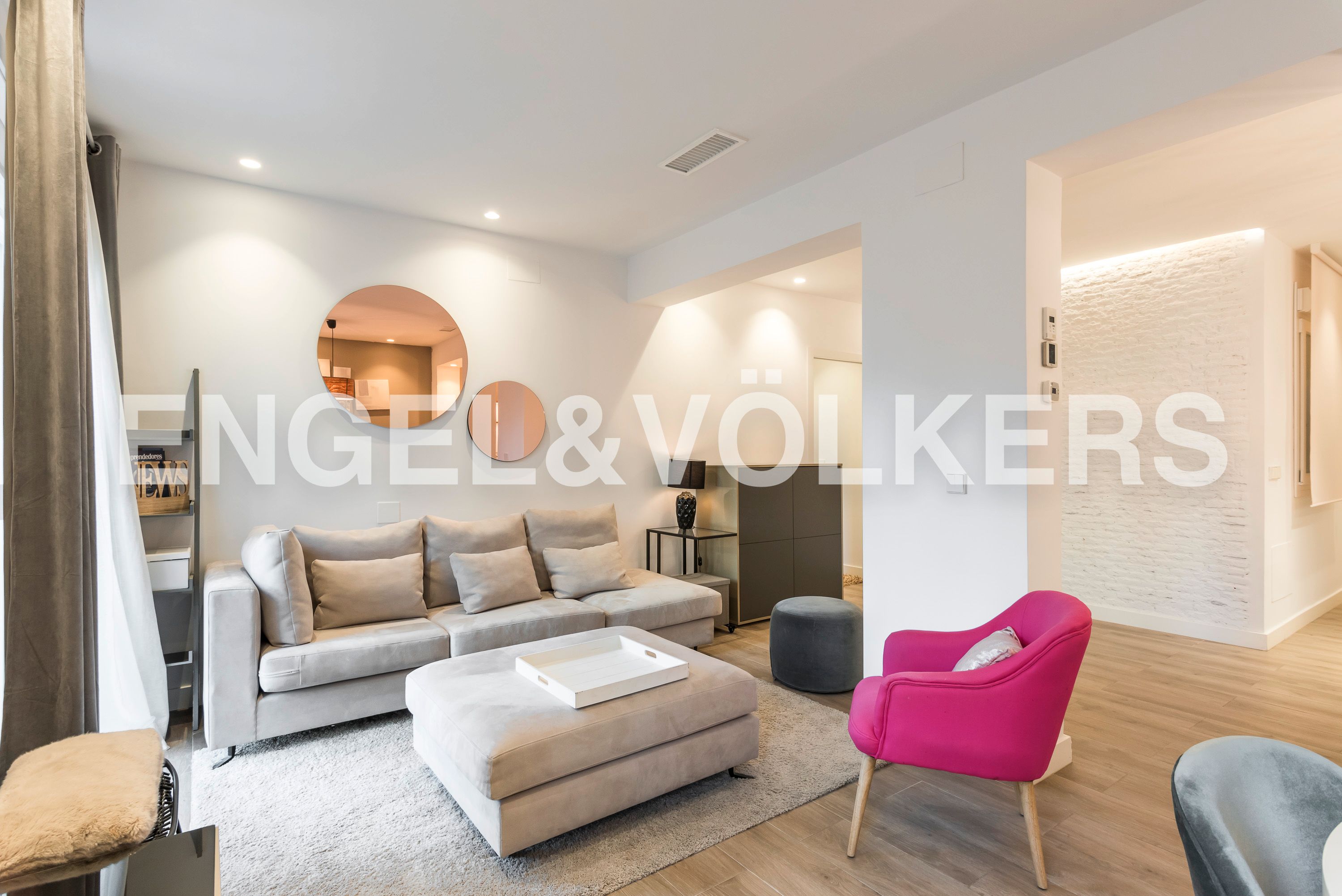 Living room of Apartment to rent in  Madrid Capital  with Air Conditioner, Heating and Terrace