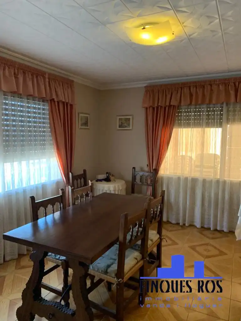 Menjador de Casa o xalet en venda en Vinaròs amb Jardí privat, Terrassa i Traster