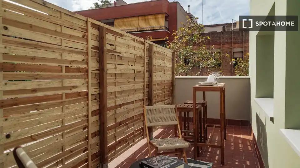 Flat with terrace to rent in Eixample, imagen 3