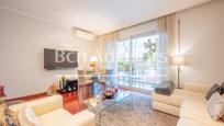 Living room of Flat for sale in  Barcelona Capital  with Balcony