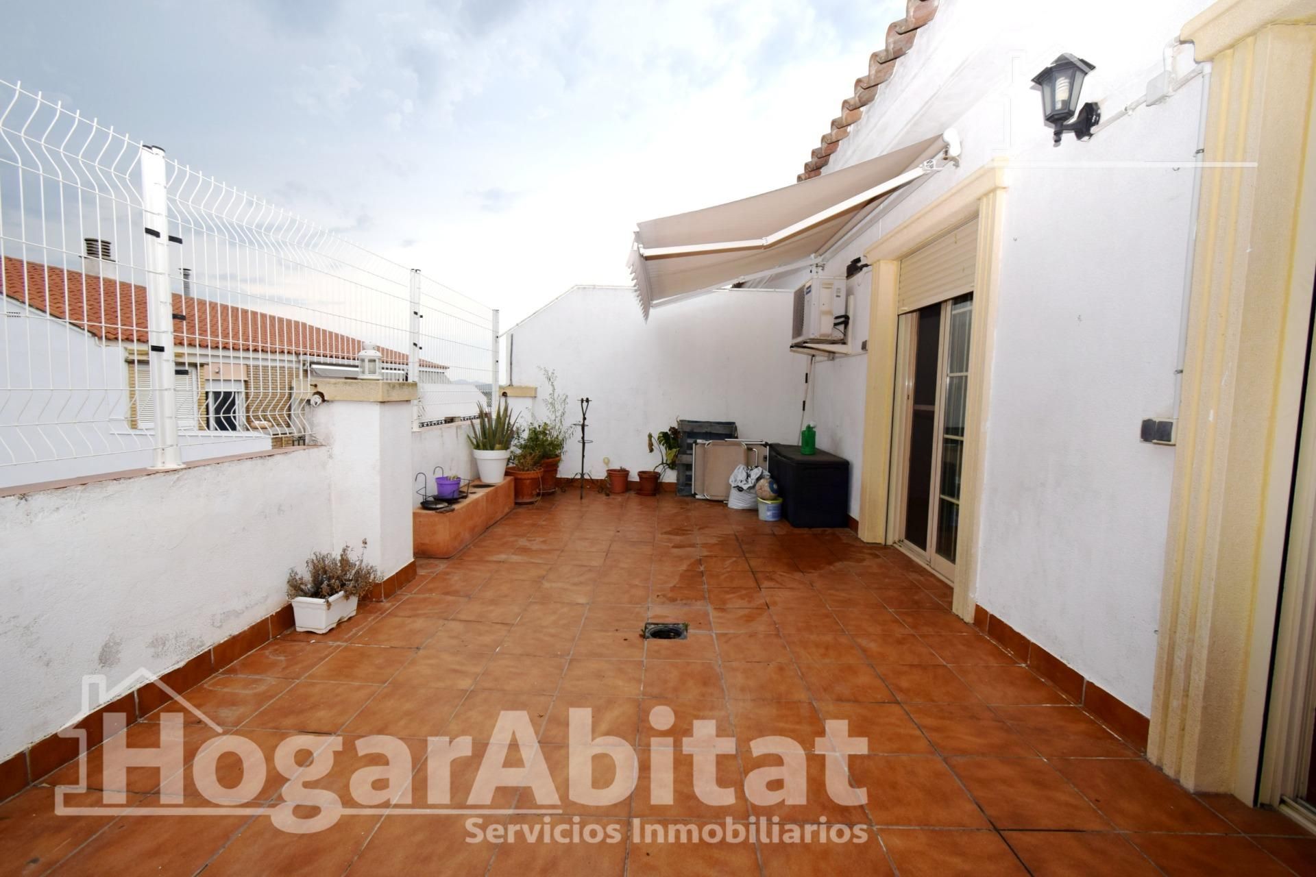 Terrace of Attic for sale in Chiva  with Air Conditioner, Heating and Terrace