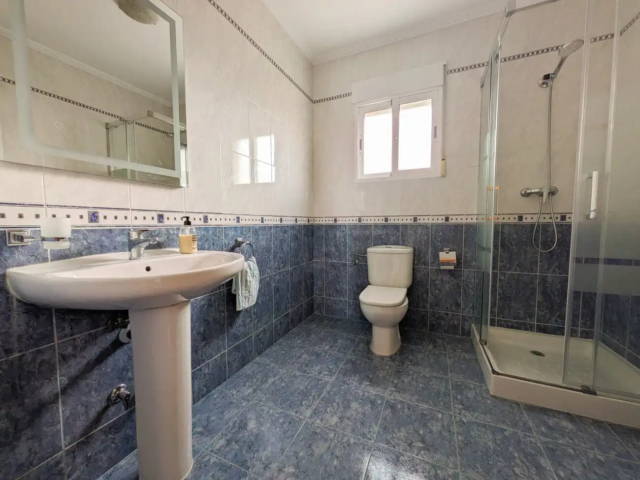 Bathroom of Houses for sale in Campos del Río  with Heating, Private garden and Swimming Pool