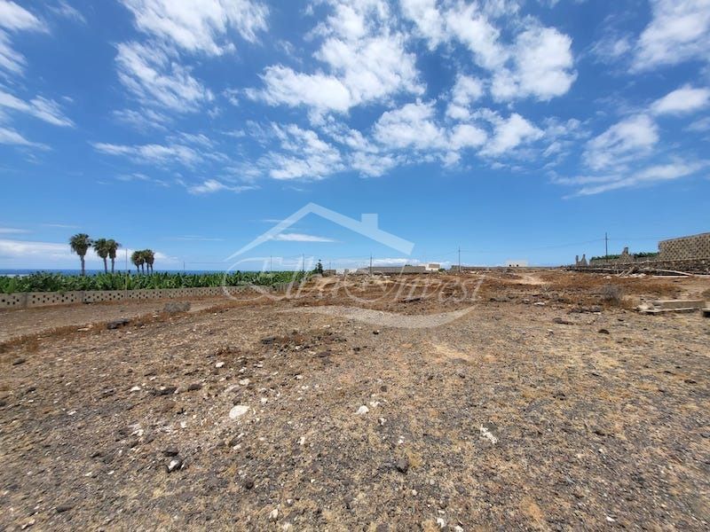 Land for sale in Adeje