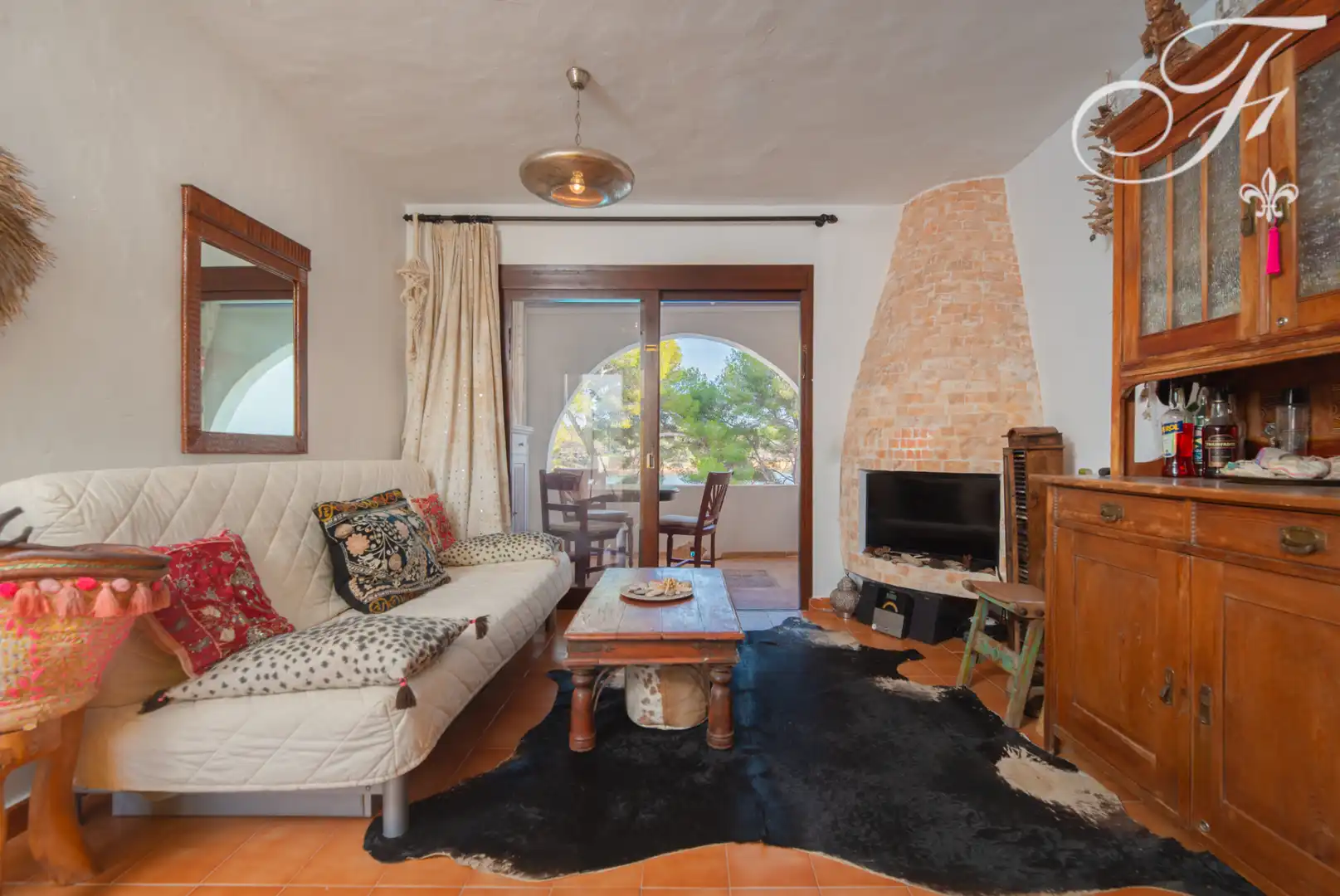 Sala de estar de Apartamento en venta en Santa Eulària des Riu con Aire acondicionado, Terraza y Piscina comunitaria