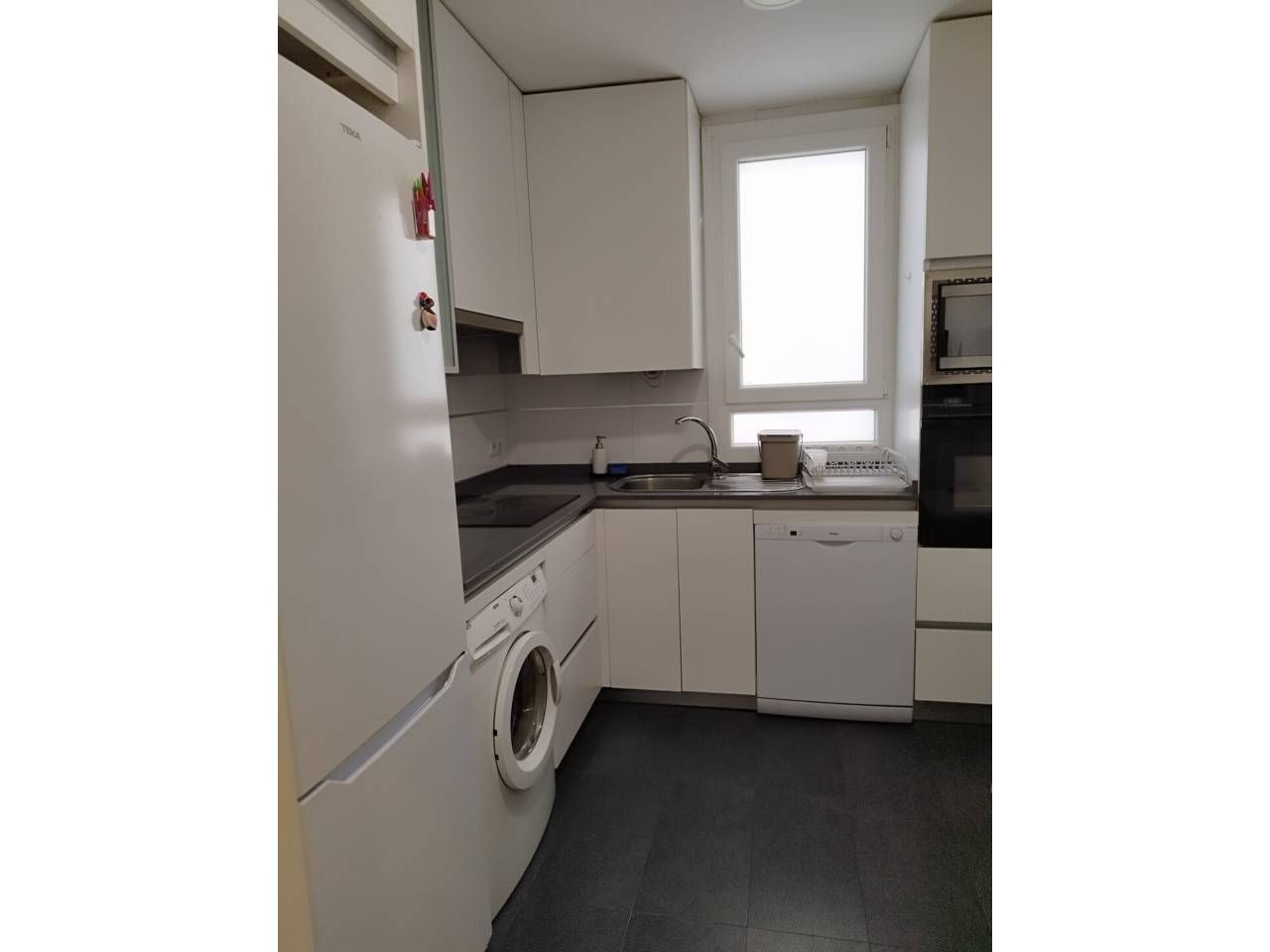 Cuina de Pis de lloguer en  Madrid Capital amb Aire condicionat i Calefacció