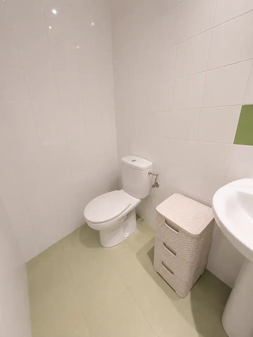Bathroom of Duplexes for sale in Manresa  with Air Conditioner, Heating and Parquet flooring
