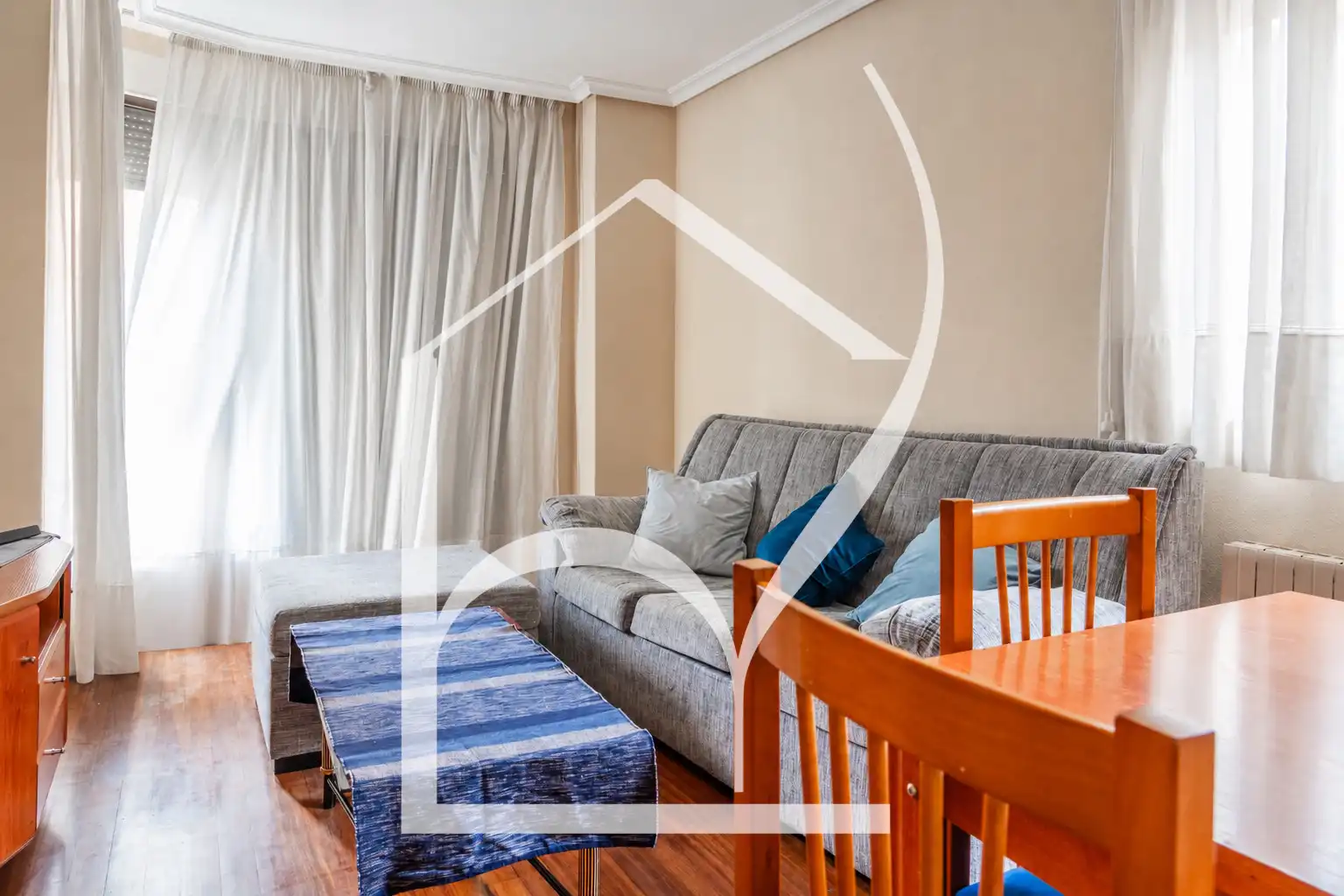 Sala de estar de Piso de alquiler en Salamanca con Calefacción, Parquet y Amueblado