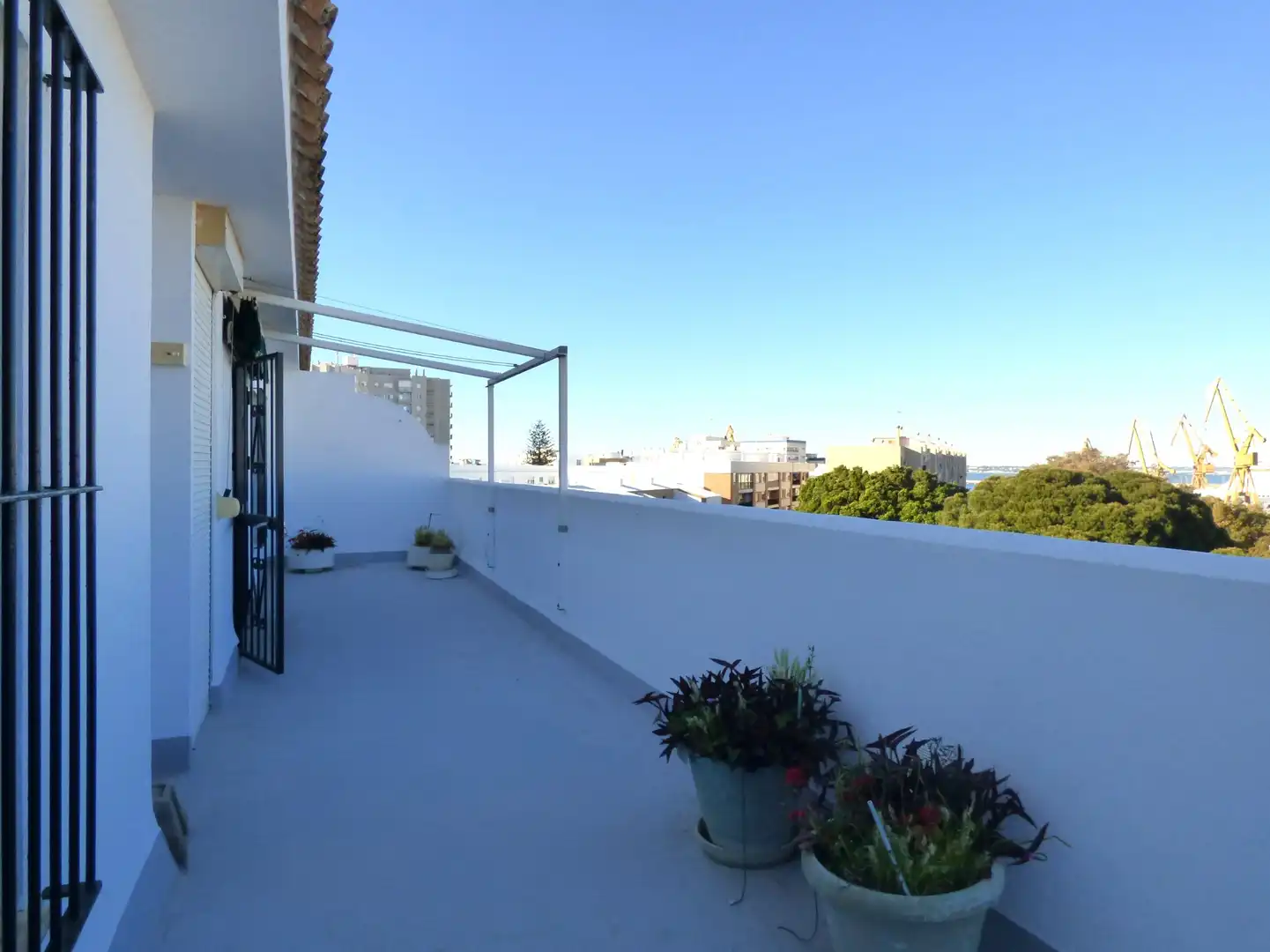 Terrasse von Dachboden zum Verkauf in Cádiz mit Heizung und Terrasse