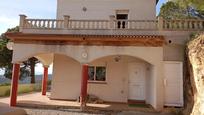 Vista exterior de Casa o xalet en venda en Lloret de Mar amb Calefacció, Terrassa i Piscina