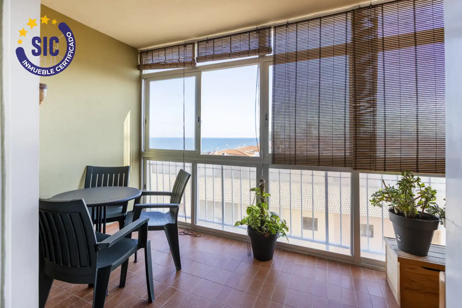 Terraza de Piso en venta en Sueca con Jardín privado, Terraza y Balcón