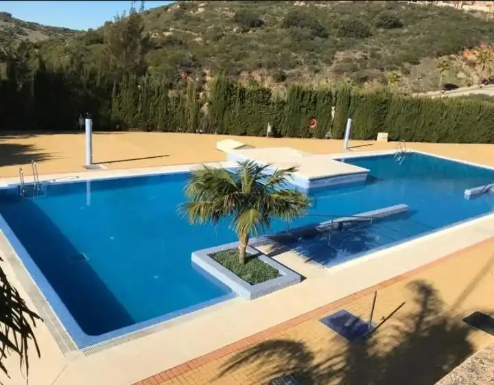 Schwimmbecken von Wohnungen zum Verkauf in La Alcaidesa